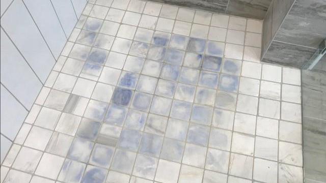blog-blue-stains-on-tile-discoloration
